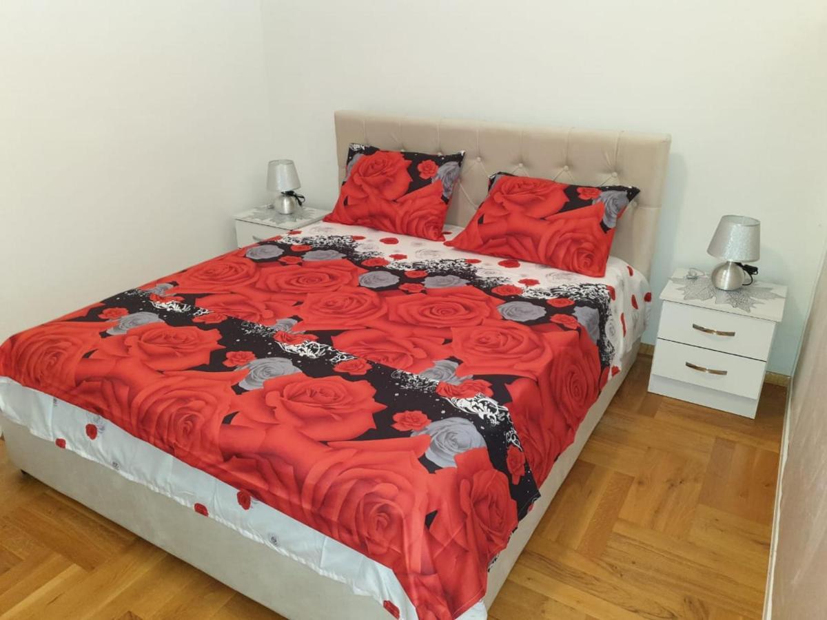 Montenegrin Beauty Star Lejlighed Bar Eksteriør billede